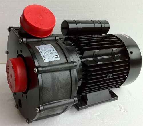 036090327874ql9tAqikffsGU