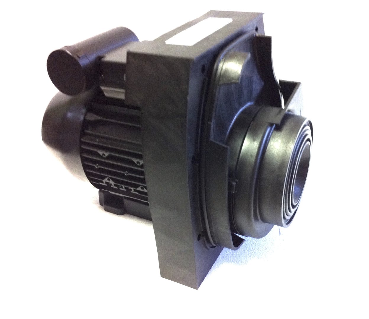 IMG_E8104yW4u8ua1c5j7Q Motoreinheit BADU 40/19, We.