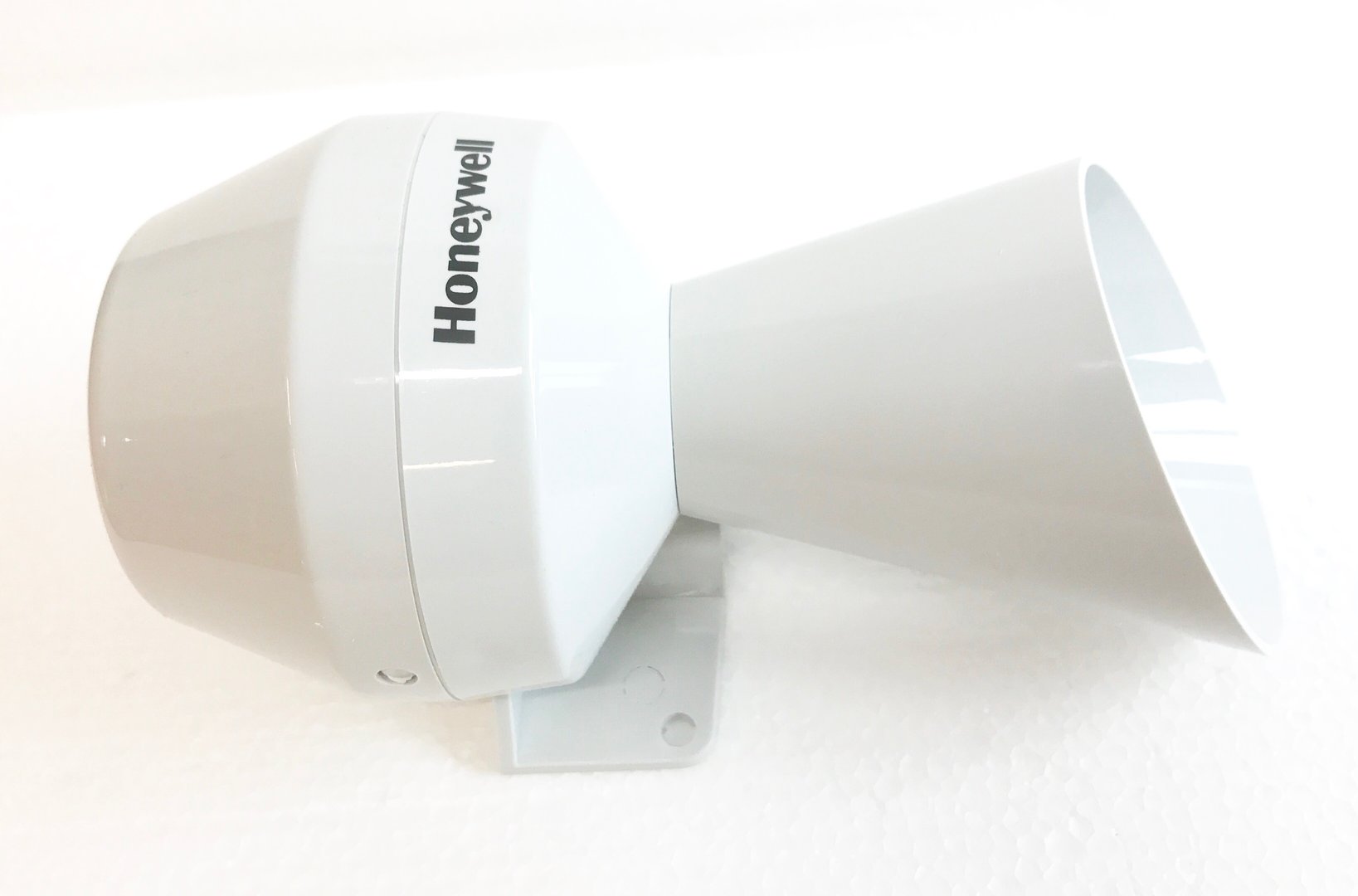 8B4323A1-3F6F-41C9-9583-3A6EF75FF116